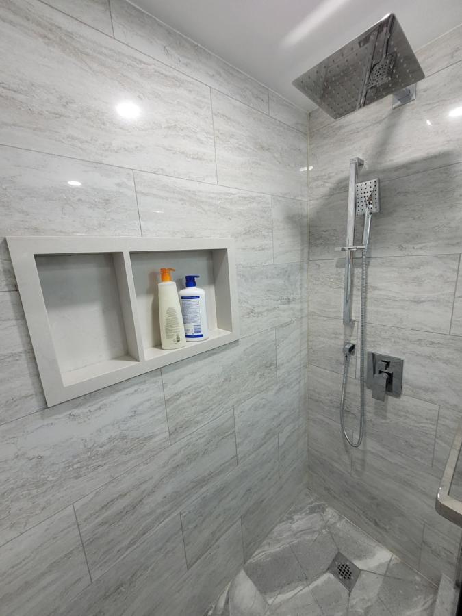 Guest House Basement - Master Bedrooms In Bayview Village Toronto Exterior photo